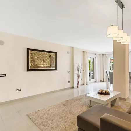 Stunning In With Wifi Apartment Estepona