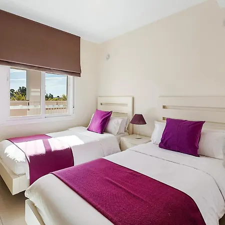 Stunning In With Wifi Apartment
